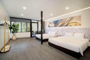Luxury Container MRT/BTS next to Big C/Tesco Lotus Vacation rental in Bangkok