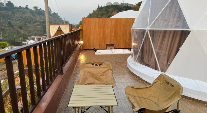 Oasis Inn Glamping Luxury tent in West Java