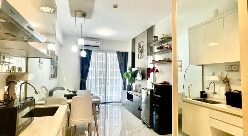 Apartemen Sky House BSD By Moza Hotel in West Java