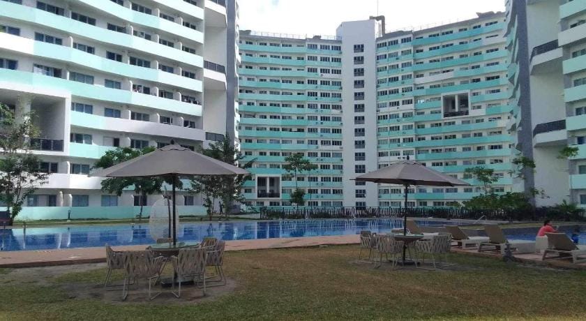 Rox Place at The residences at Commonwealth QC Apartment hotel in Quezon City