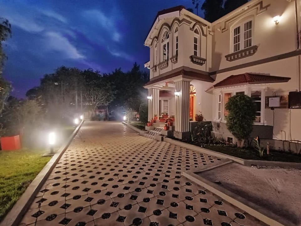 The Humming Bird A Stay Chapter Bed and Breakfast in Ooty