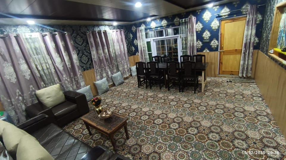 De brook Vacation rental in India