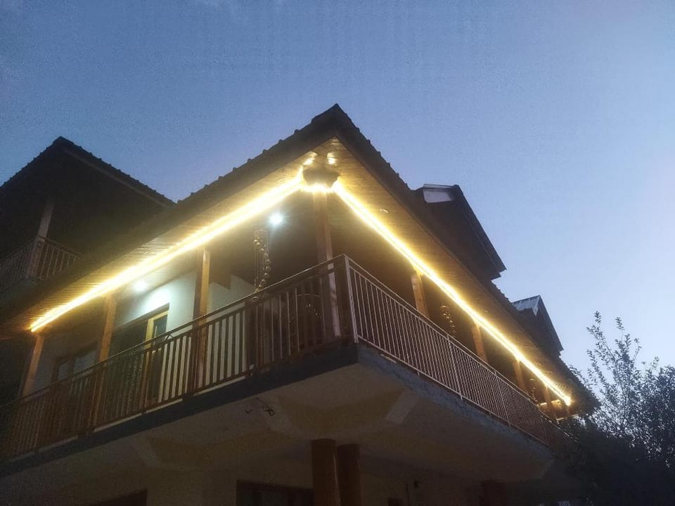 Heaven Inn Manali Hotel in Himachal Pradesh