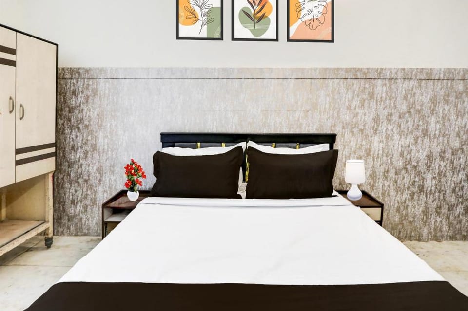 Collection O Kukatpally S Palace Hotel in Hyderabad