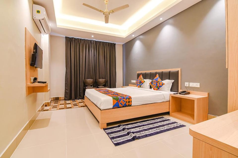 FabHotel JP - Nr. Sataragachhi Railway Station Hotel in Kolkata