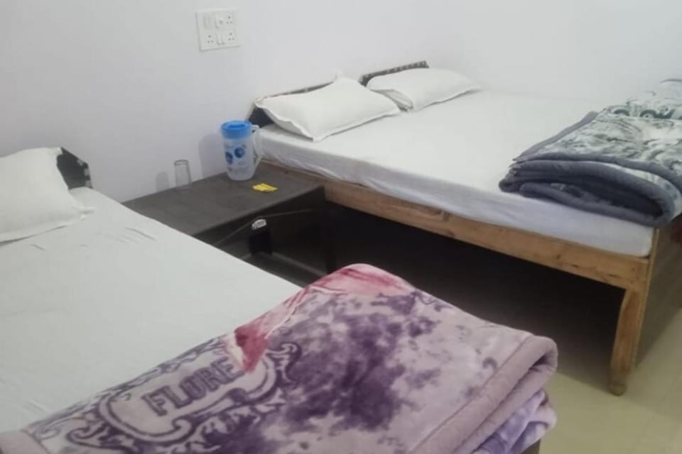 Hotel Sarthak Bed n Breakfast by StayApart Bed and Breakfast in Uttarakhand
