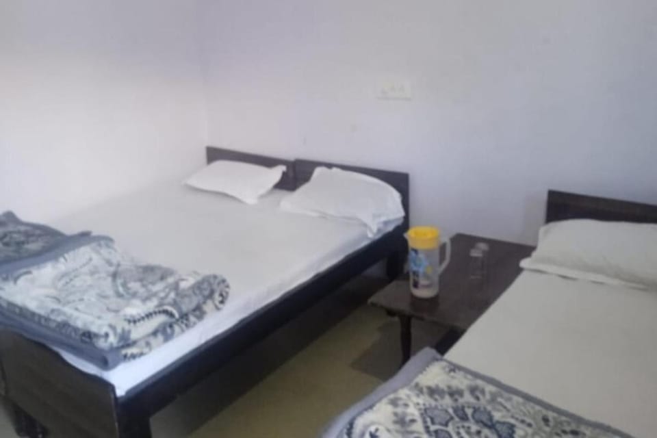 Hotel Sarthak Bed n Breakfast by StayApart Bed and Breakfast in Uttarakhand