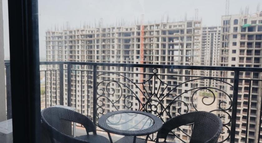 Villa Vistosa Omaxe Hazratganj Vacation rental in Lucknow