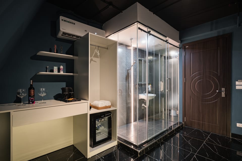 X Sense - Love Hotel Hotel in Laos