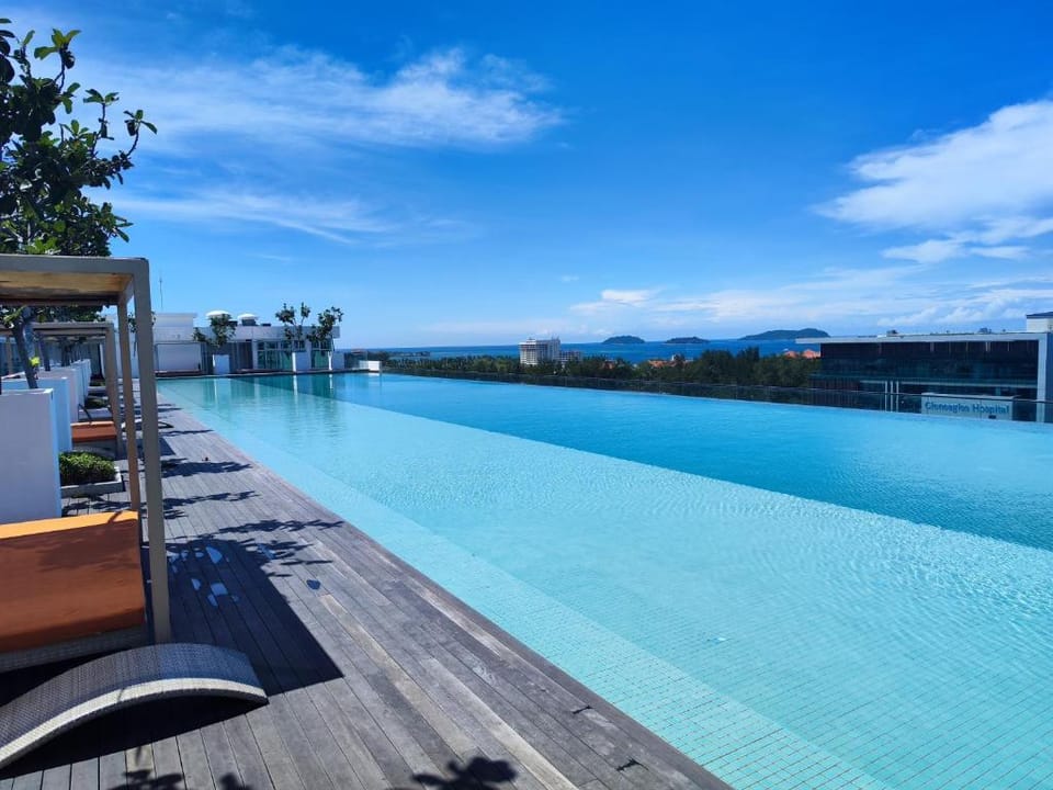 Sutera Avenue Kota Kinabalu City Centre LW Suites Hotel in Kota Kinabalu