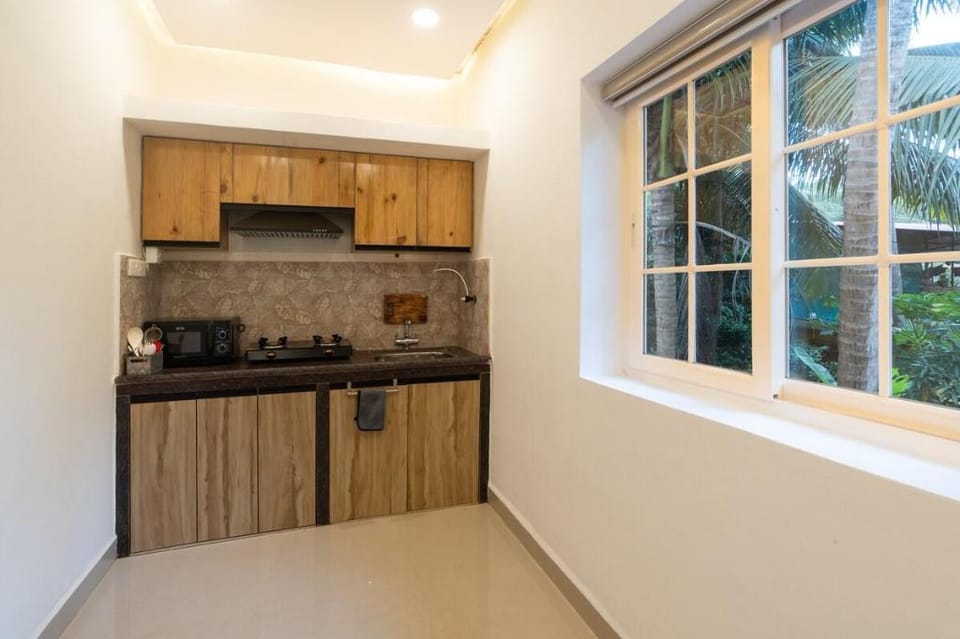 431.1 by Neev- Beach Close, Vibes Closer! Apartment in Goa, India