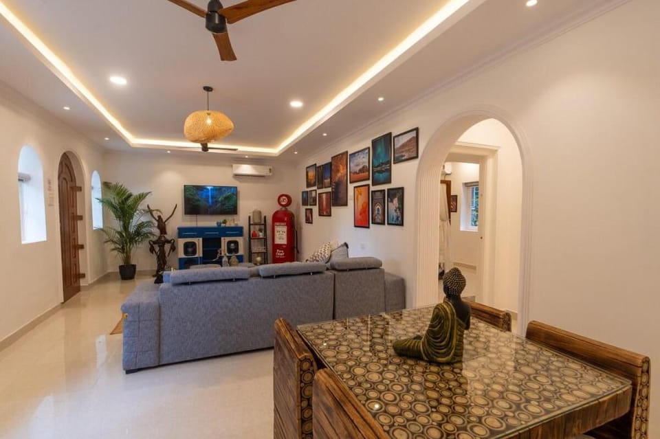 431.1 by Neev- Surf, Sun, & 2 Beachy Bedrooms Apartment in Goa, India
