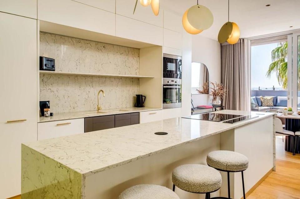 Ultimate Escape in Vibrant De Waterkant at Ishani Apartment in Cape Town