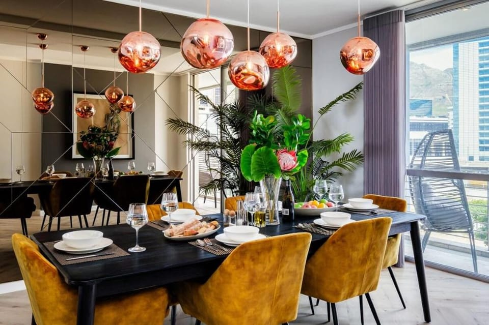 Waterfront Elegance at Harbour Bridge 413 Apartment in Cape Town