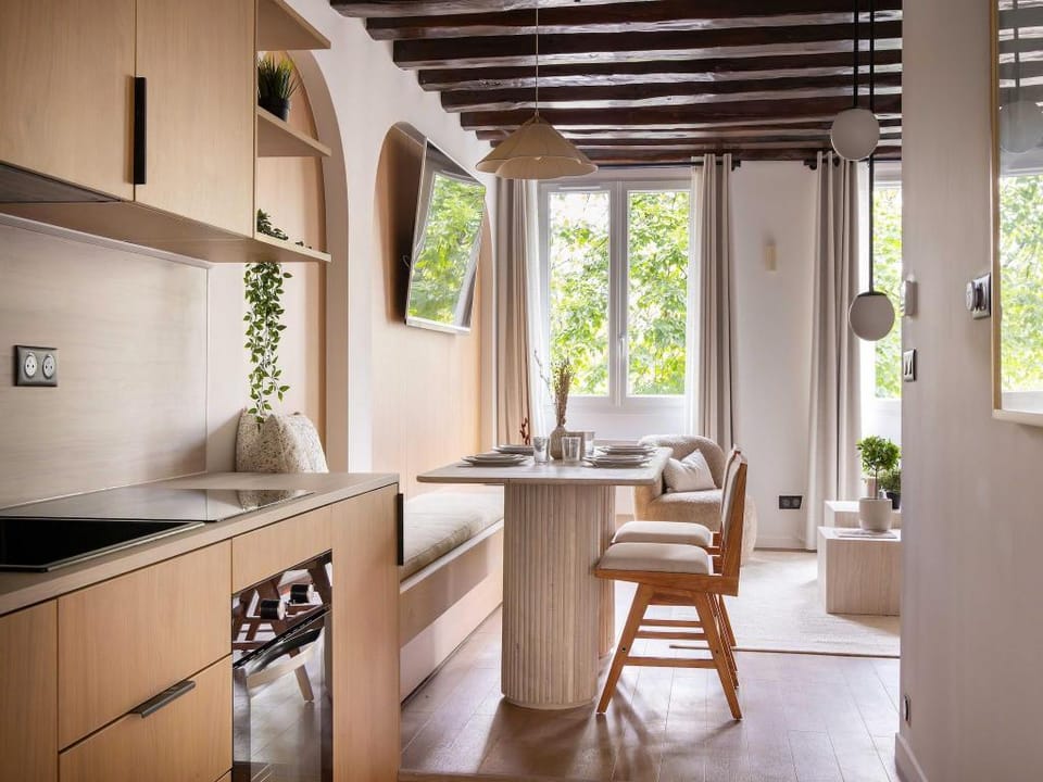 Refurbished Apartment - 2BR6P - Chatelet Apartment in Paris