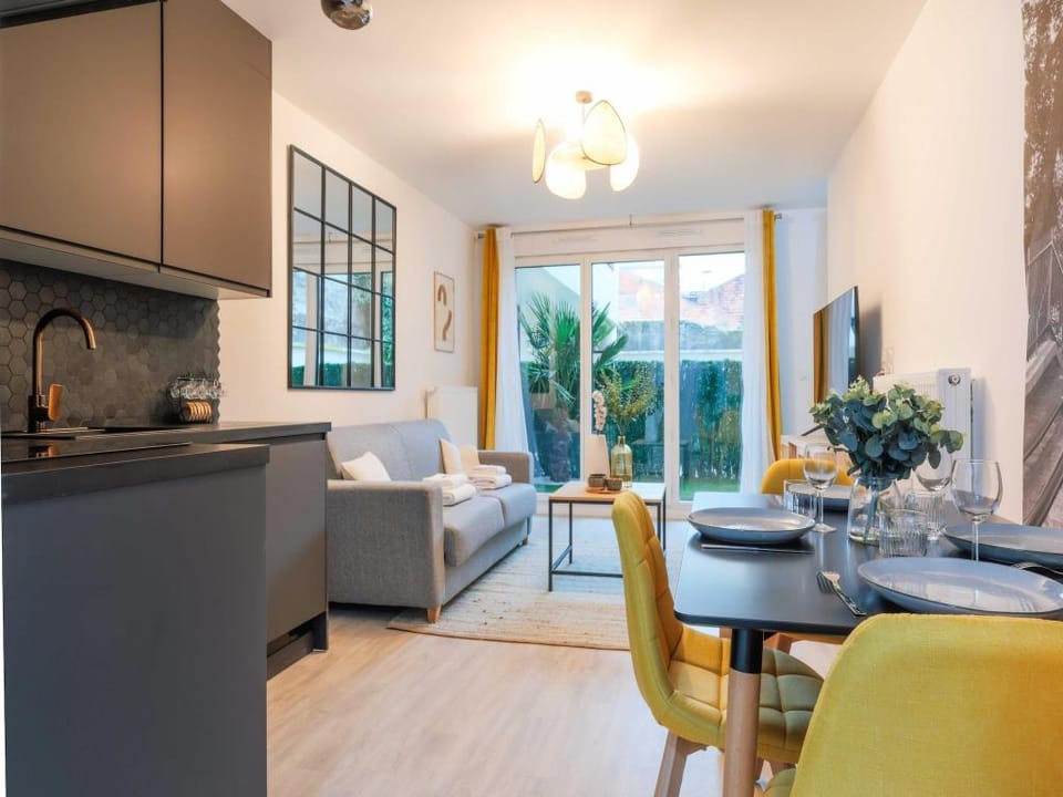Refreshing apartment - 1BR4P - Montreuil Apartment in Paris