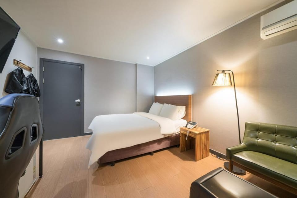 ILLUWA-M Motel in Seoul