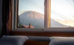 Cozy Rooms Close to Resort - We have rental cars! Apartment in Hokkaido Prefecture