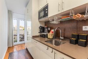 OPO Vale Formoso III Balcony & BBQ Apartment in Porto