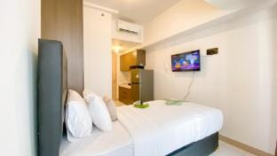 Good Choice Studio Tokyo Riverside Apt By Travelio Apartment in West Java