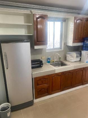 Family&Group stay/FreeParking/Karaoke Vacation rental in Pasig