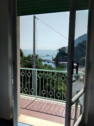 Servano 16 Superior Villa Apartment in Monterosso al Mare