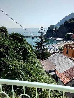 Servano 16 Superior Villa Apartment in Monterosso al Mare