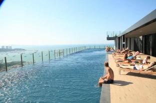 2 Bed Room  Excellent Location Best Infinity Pool Vacation rental in Pattaya City
