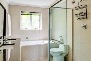 Camps Bay Family Holiday Home Sunset Sanctuary Villa in Cape Town