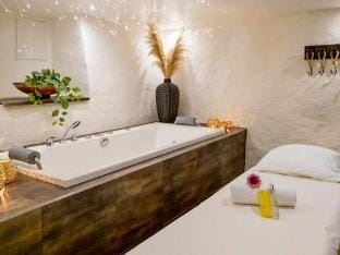 Room in a hotel with free breakfast Vacation rental in Gothenburg