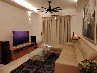 D07-Tebrau City Walk to AEON, Ikea/Toppen Shopping Apartment in Johor Bahru