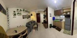 JR SWEET ESCAPE AT URBAN DECA HOMES MANILA Apartment in Manila City