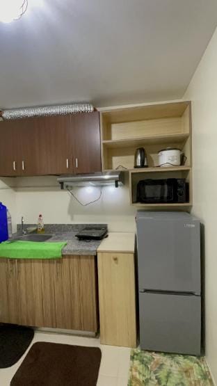 JR SWEET ESCAPE AT URBAN DECA HOMES MANILA Apartment in Manila City