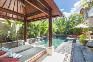 Comfortable Getaway 2BR Villas in Seminyak Villa in Kuta