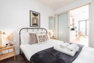 Exclusive Apartment - City Centre - Free Parking Apartment in Leeds