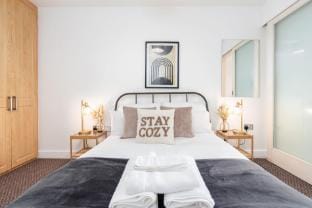 Exclusive Apartment - City Centre - Free Parking Apartment in Leeds