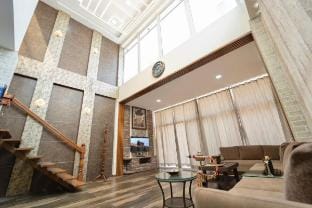 seasons villa panchgani Villa in Maharashtra