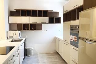 Modern 3 BDRM Apt w/ Garden View Vacation rental in Egypt