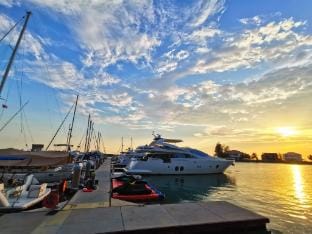 PD Admiral Cove Seaview Unit - Vintage Hauz Apartment in Port Dickson