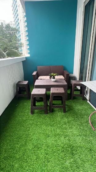 CONDO IN PARANAQUE LUXURY 2BR NEAR THE AIRPORT Vacation rental in Pasay