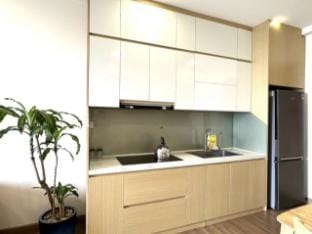 MY’S HOME - Ecopark, Sky Oasis (1 PN - S3.24) Apartment in Laos