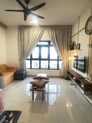 New Mountain Legoland * 3 Minutes * AG Home @ Medini • Stylish Warm Leisure Holiday Style • 10 Pax Apartment in Johor
