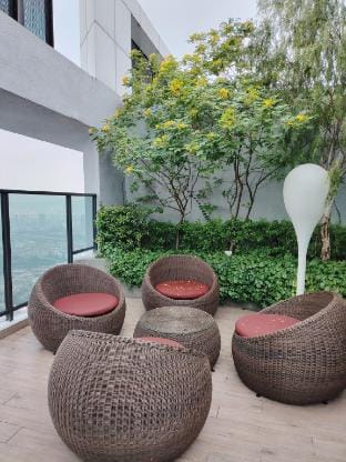 Trion KL @ Cozy Skyline Living Sleepy Owl Apartment in Federal Territory of Kuala Lumpur