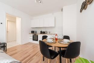 Brand New Apartment - 2 rooms-balcony -garage Apartment in Budapest