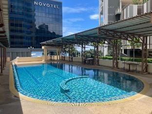 {HOT PROMO} Charming Condo in Si Racha. Apartment in Chon Buri Changwat