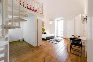 ART LOFT M8 AT 2 STEPS FROM OLD TOWN,FULL CENTRE Apartment in Bari