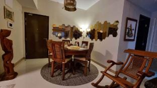 Unique, NEW & UPSCALE  waterfront property Apartment in Paranaque