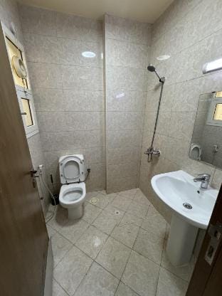 Clean & Tidy Master Bedroom with attached Bathroom Apartment in Dubai