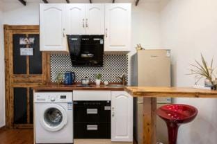 Hello都市驿家（7#） Apartment in Shanghai