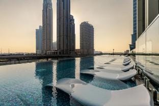 A Missoni Luxury Life (DPA) Direct Pool Access Apartment in Dubai